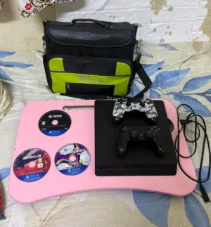 السعر ما فيه مكاسره ps4 slim 1tb for sale /بلايستيشن 4 slim 1tb للبيع