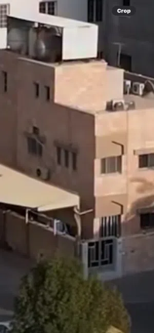 200 m2 More than 6 bedrooms Townhouse for Sale in Kuwait City Qadsiya