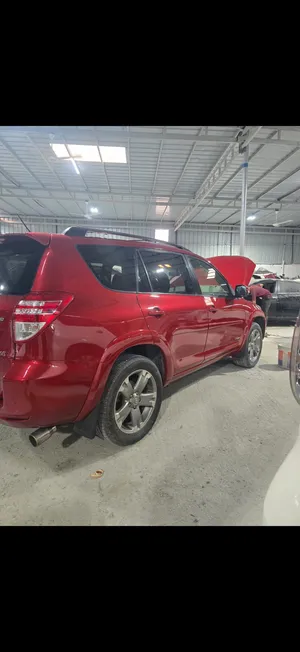 Used Toyota RAV 4 in Al Dakhiliya