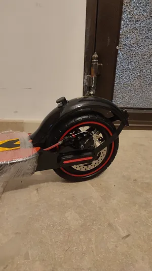 New Scooter crooni 45 km speed Good Condition 20km to up km Battery capacity