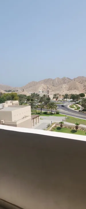 للبيع شقة راقية واسعة في القرم سيح المالح باطلالة مميزة على PDO