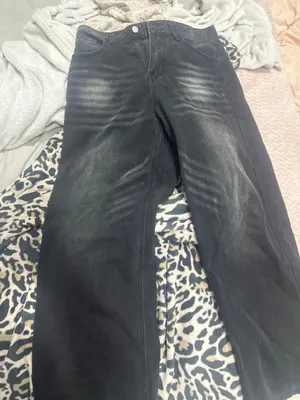 ملابس جديده و مستعمله و مقاسات مختلفه