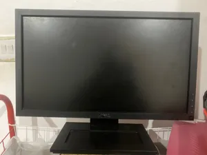 شاشه dell نظيفه