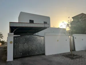 بيت في المعبيلة الجنوبية حي النبراس على سكة