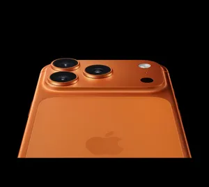 iPhone 17 pro max 256gb / جديد مسكر بالكرتونة مكفول ثلاث سنوات esim لون اورانج