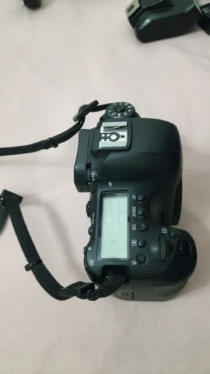 Canon 6D Mark 2 With Limited Accessories