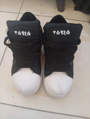 بوت مستعمل