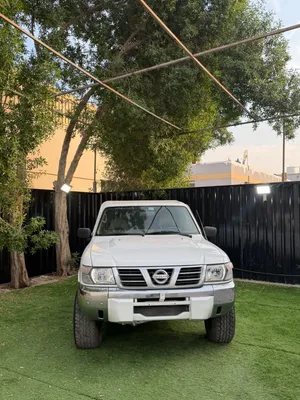 نيسان بيك أب موديل 2000