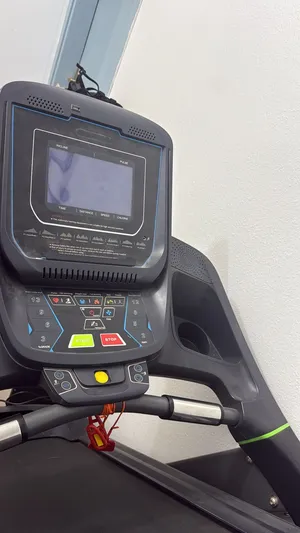 للبيع سير رياضي احترافي هاوس فيت HouseFit SPIRO 520 بحالة ممتازة (حجم كبير - يتحمل 150 كجم)