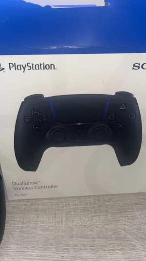 I barely used it ;works onPS4Ps5(ps4 games only )PC Price is negotiable   السعر قابل للتفاوض
