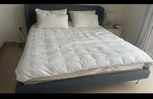 سرير من ايكيا