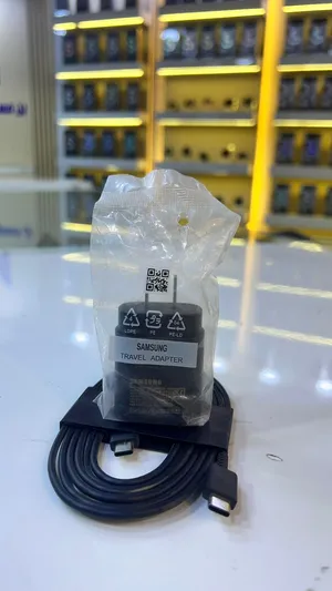 شاحن سامسنج وكاله بقوة 25W معا وصلة مترين وكاله بسعر 6000 ريال يمني 43 ريال سعودي 11.21 $