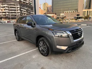 نيسان باثفيندر Nissan pathfinder 2025 SV