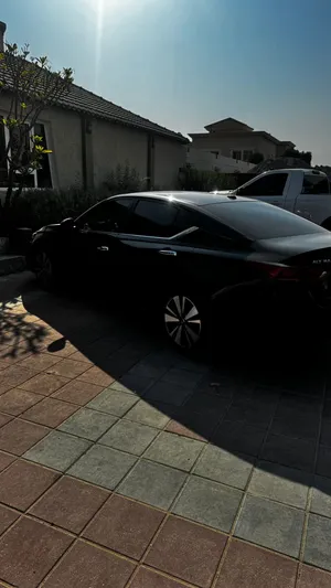 Used Nissan Altima in Abu Dhabi
