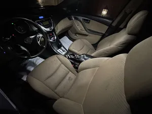 Used Hyundai Elantra in Sana'a