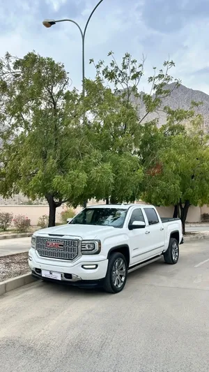 GMC للبيع بسعر اقل من السوق