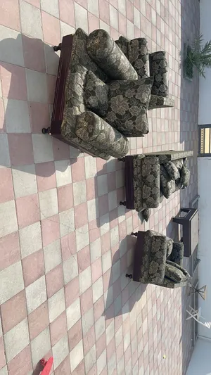 لبيع اثاث مستعمل جيد