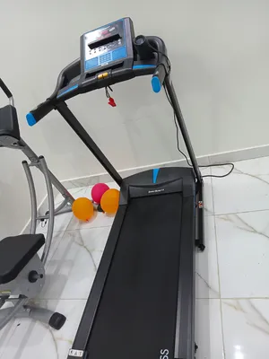 treadmill machine new one not used