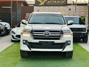 تويوتا لاند كروزر VXR 2016 خليجي – V8 5.7L – فل أوبشن