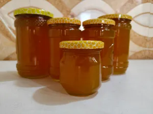 عسل طبيعي للبيع