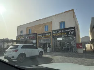 مكتبان للإيجار بموقع استراتيجي – معسكر الشركات بجانب اللولو