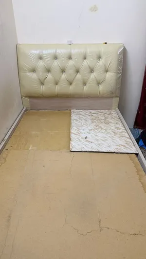 سرير نفر ونص