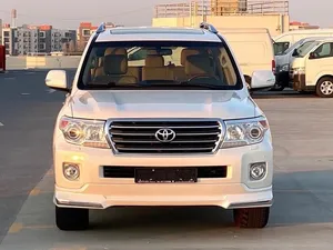 قطع غيار لاندكروزر  من موديل 2000 لغاية  2025 قطع غيار اصليه جديد وا مستعمل