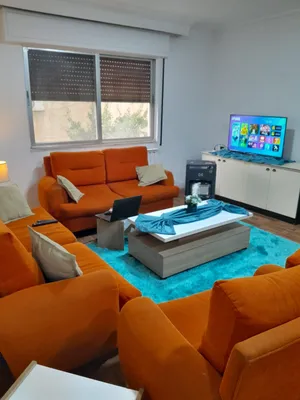 غرفة مستقلة للإيجار في شقة مفروشة مشتركة مع شخص In Gardens Str. area, go down for English