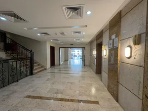 شقه للايجار  غرفتين وصاله في الخوير /Flat 2BHK For rent In Al khuwair