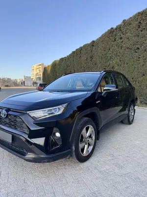 Used Toyota RAV 4 in Amman