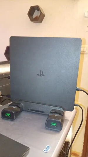ps4 +pxn v3 pro +pxn v9 gen 2 + موماري 600g +قاعده لل ps4 مع مروحه داخليه+شاشه ناشونال ديلوكس