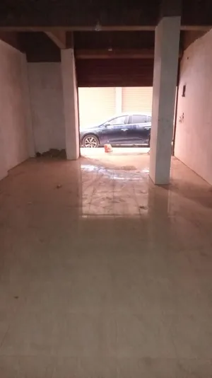 محل تجاري متشطب/السعر قابل للتفاوض