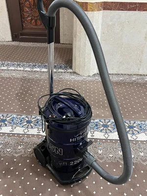 Hitachi Vacuum Cleaners for sale in Al Batinah