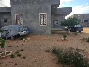 270 m2 4 Bedrooms Townhouse for Sale in Tripoli Qasr Bin Ghashir