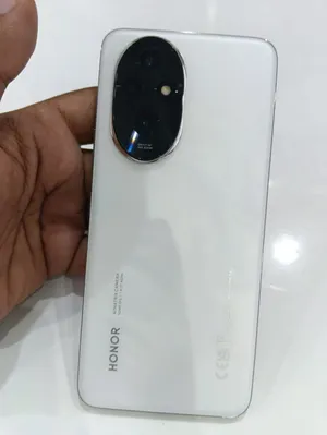 honor 200 12/512 gb 11 months use fresh condition no sketch have 5 cover and box charher ogrinal
