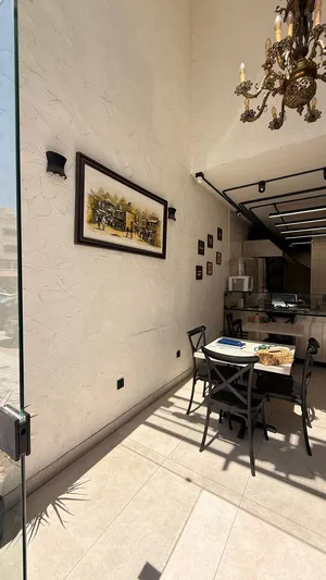 مطعم شورما و مشاوي عراقي كامل مرخص و مجهز للبيع في الرابية