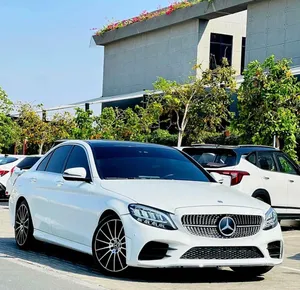 **MERCEDES-BENZ C200 AMG 2019 GCC SPECS*