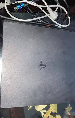 PS4 Pro 1TB Jailbroken + 2 Controllers + 10 Games
