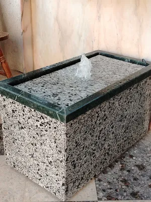 نافورة جرانيت بشكل عصري و جميل بسعر مغري