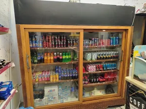 ثلاجه محل.