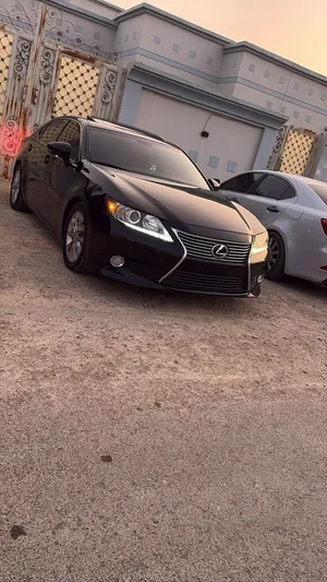 Used Lexus ES in Buraimi