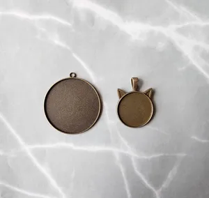 Cabochon Pendant Frame [8 pcs] bronze and silver: round