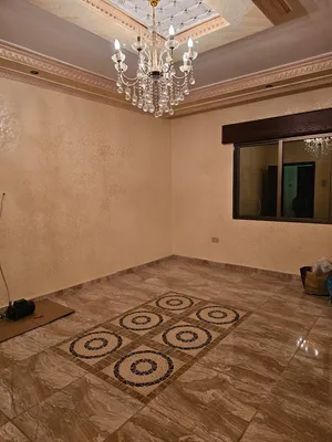 شقه  فاخرة قريبه جدا من دوار الدره
