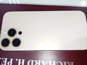 Apple iPhone 16 Pro Max 256 GB in Manama