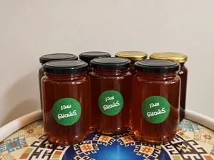 عسل طبيعي ومضمون وأنواع مختلفة