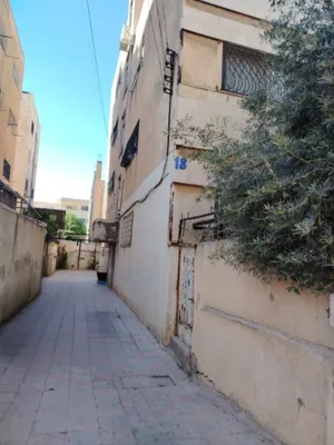 بيت للبيع في جبل النزهة