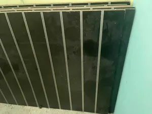 8 الوح لون اسود مع علقاتهم