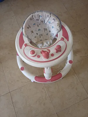 مشاية أطفال بحالة ممتازة