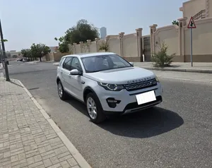 Dhs 25500/= Land Rover Discovery Sport 2016 Gcc مسرفس بالكامل تشيكات وكالة - بدون حوادث - رقم واحد