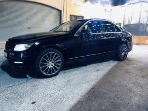 Mercedes Benz C300 2011